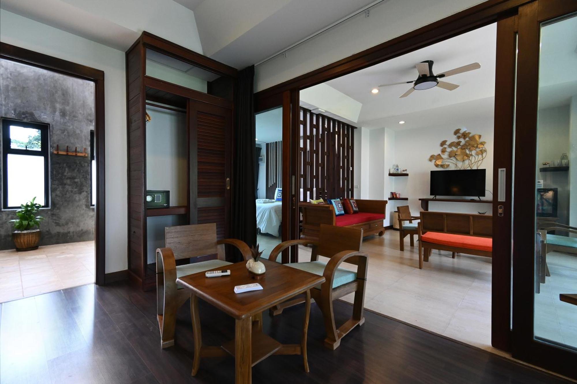 Cascade Tara Hotell Na Mueang Rom bilde