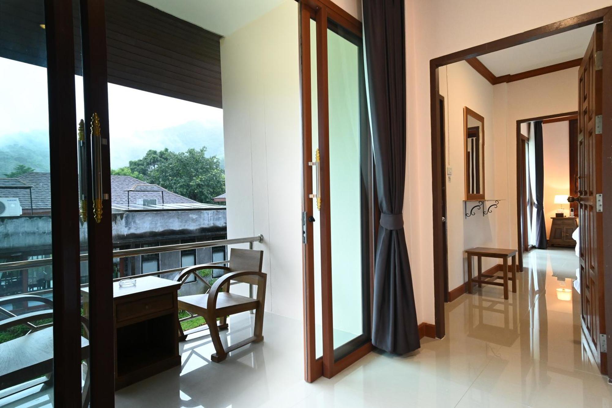 Cascade Tara Hotell Na Mueang Rom bilde