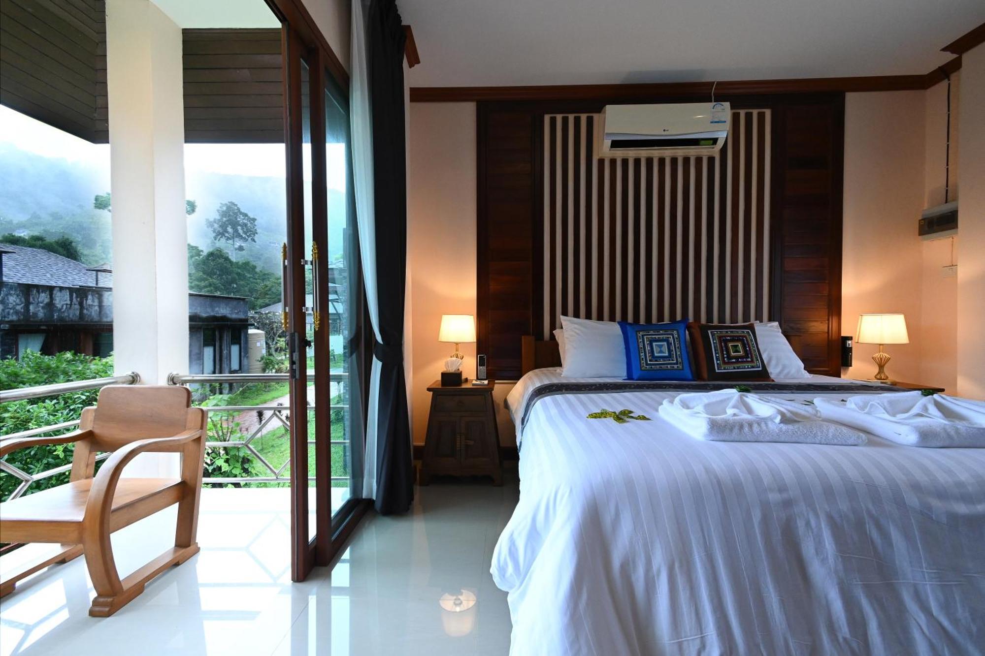 Cascade Tara Hotell Na Mueang Rom bilde
