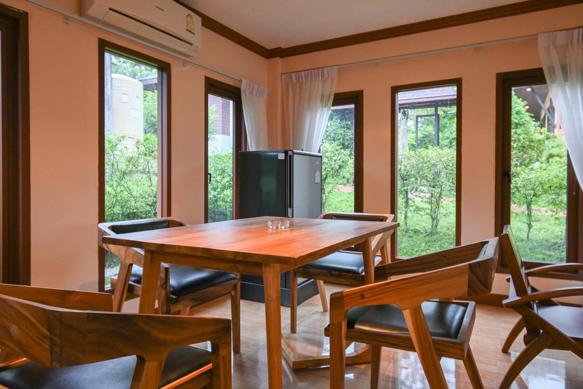 Cascade Tara Hotell Na Mueang Rom bilde