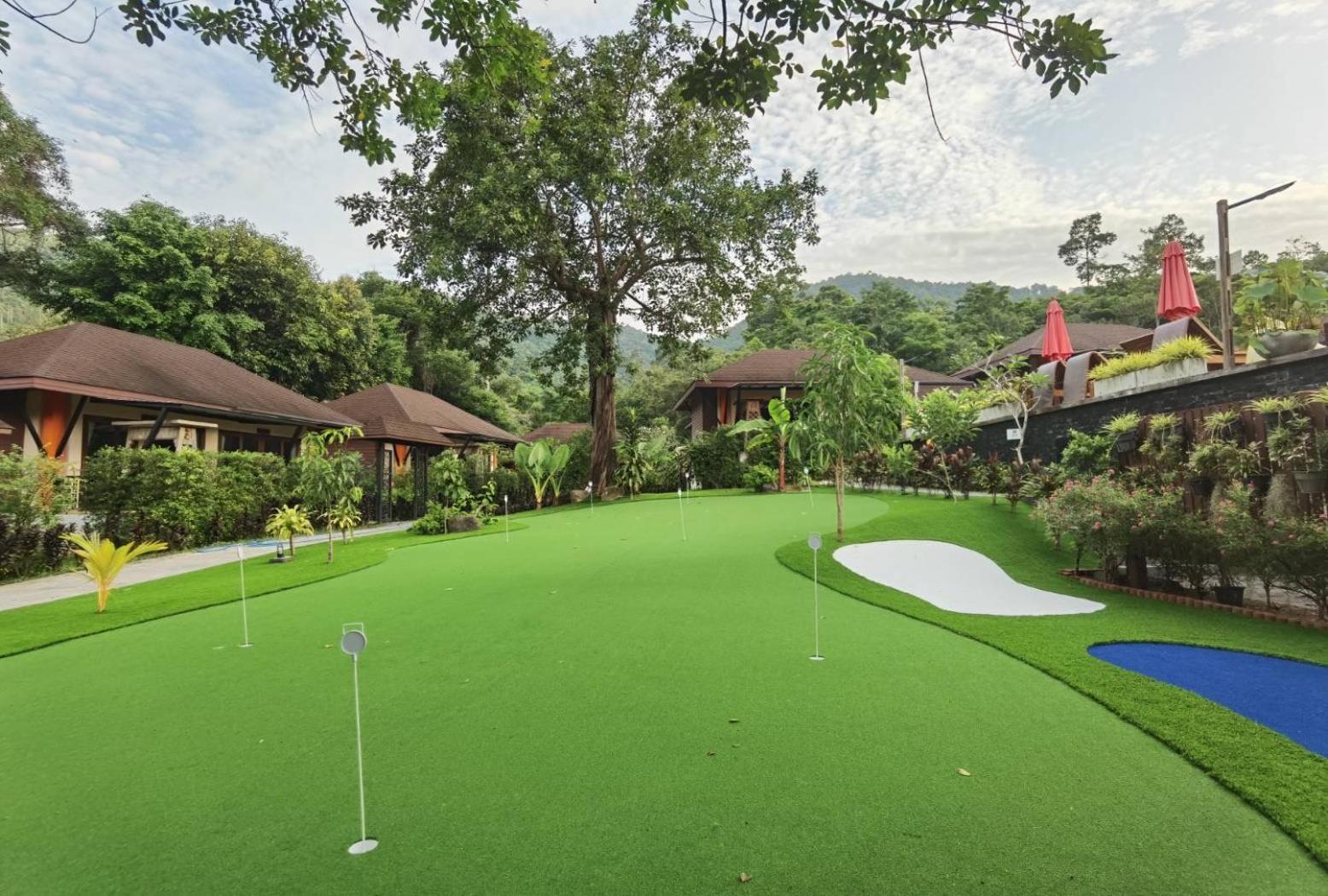 Cascade Tara Hotell Na Mueang Eksteriør bilde