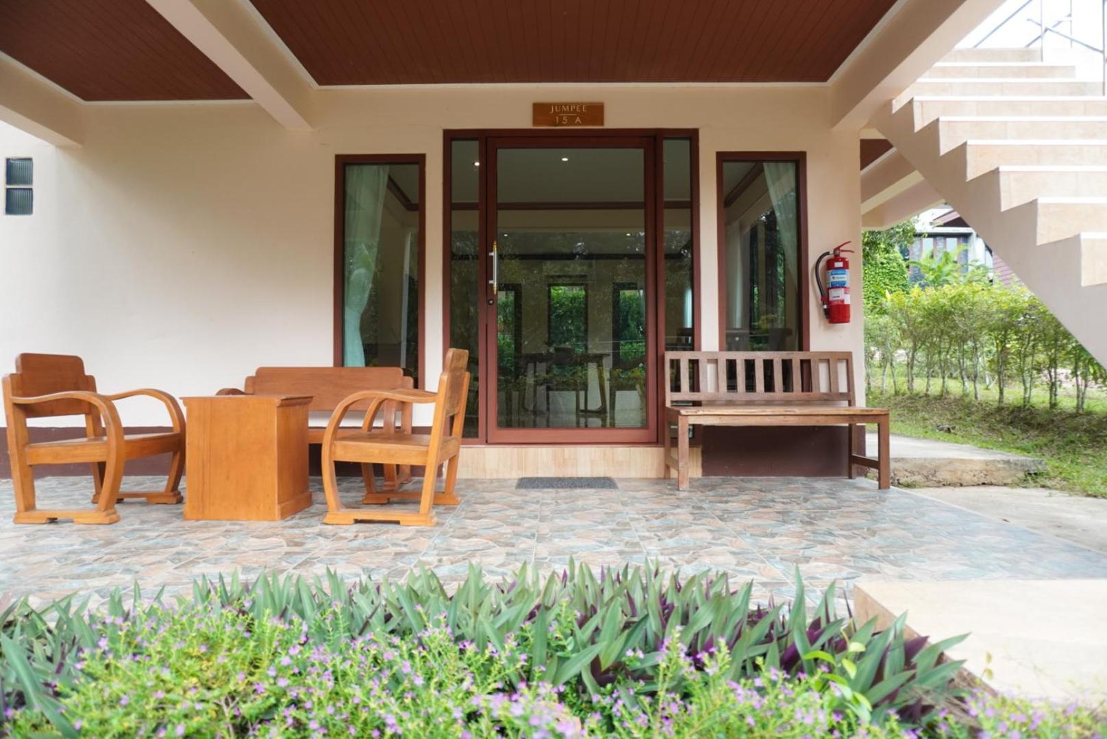 Cascade Tara Hotell Na Mueang Eksteriør bilde