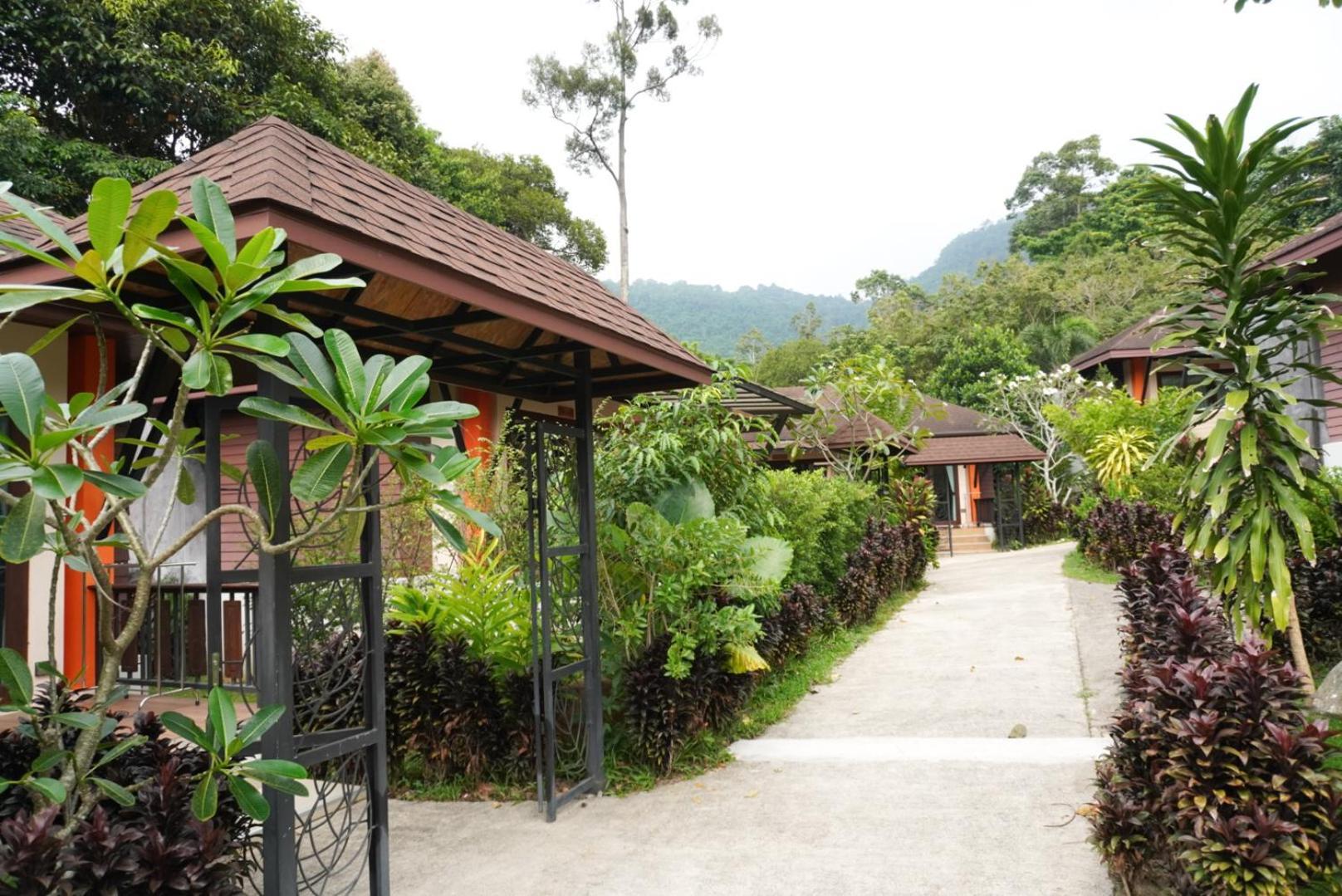 Cascade Tara Hotell Na Mueang Eksteriør bilde